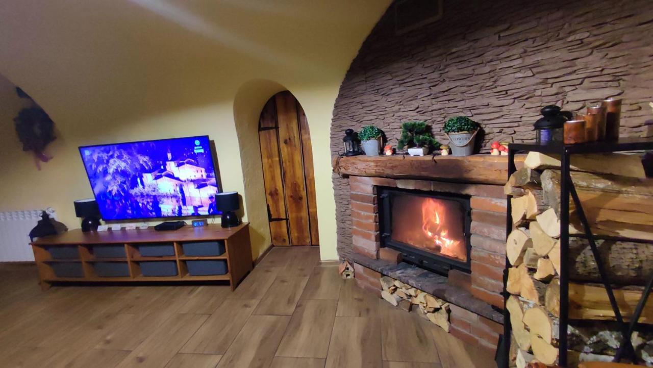 Apartament Studio11 "Cztery Pory Roku" Złotoryja Exteriör bild
