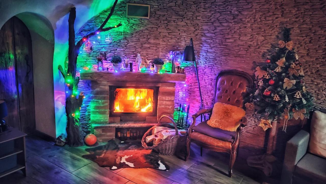 Apartament Studio11 "Cztery Pory Roku" Złotoryja Exteriör bild