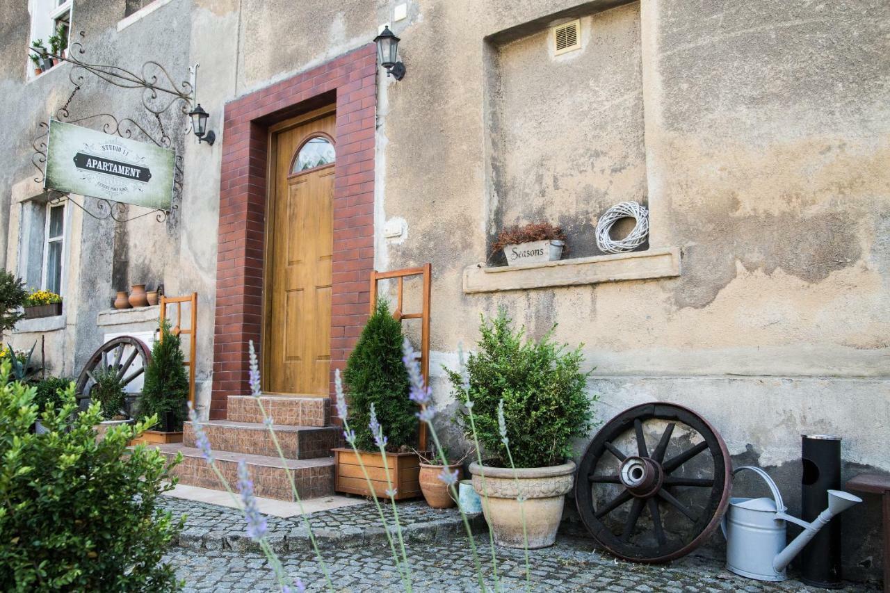 Apartament Studio11 "Cztery Pory Roku" Złotoryja Exteriör bild